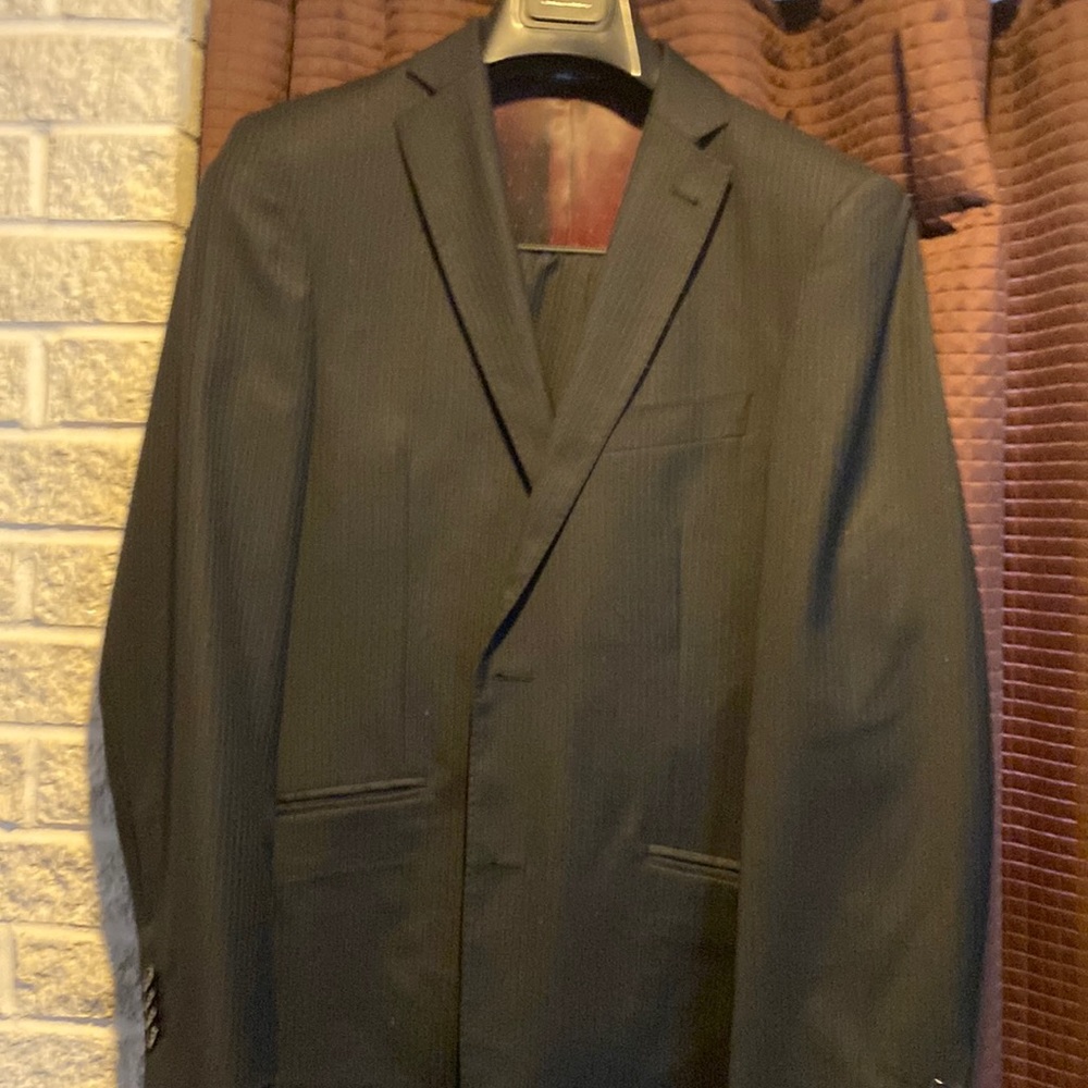 New Suit. Perfect condition